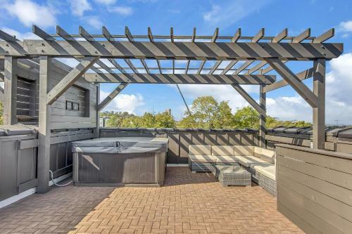 Nashville - 709b 26th Ave N