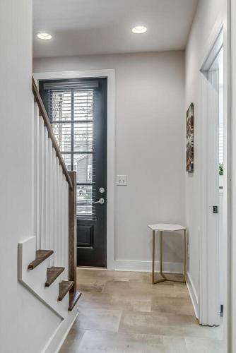 Nashville - 709b 26th Ave N