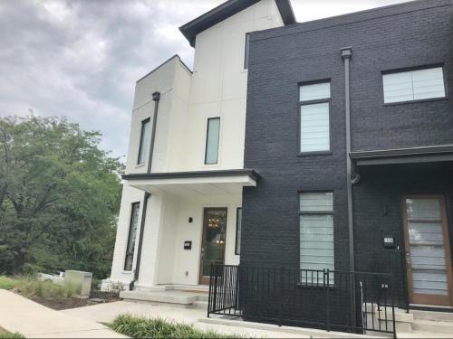 Exceptional Vacation Home In Nashville Townhouse