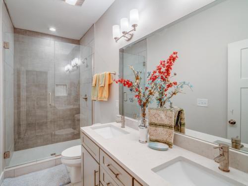 Apartamento New Listing! Walk To Dining, Brand-new Duplex Duplex