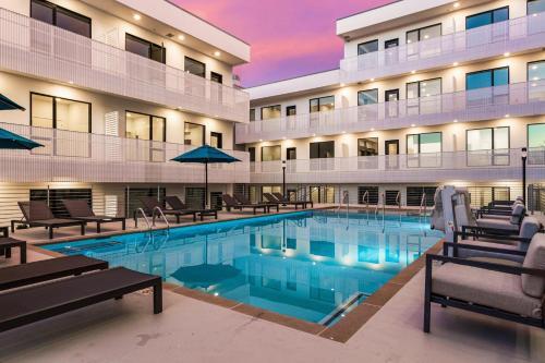 Apartamento Illume - Picture-perfect Oasis - All-suite Layout Condo