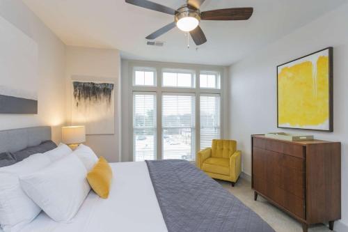 Artsy Inglewood Condo