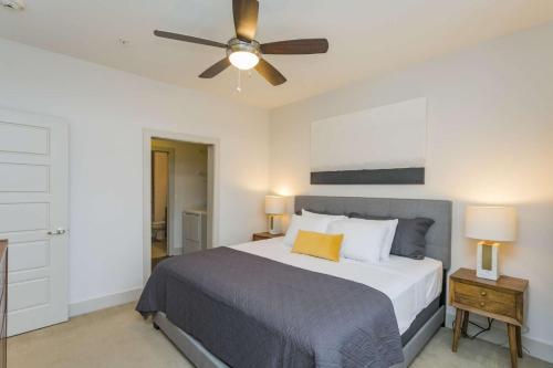 Artsy Inglewood Condo