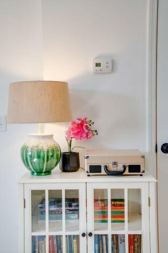 Boho Chic 2bd Walk To Shelby Park And Restaurants!