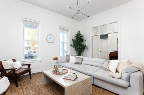 Charming Nashville Home II Close To Everything