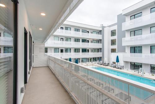 Apartamento Illume - 2-unit Gulch View Basecamp - Luxe Pool Condo