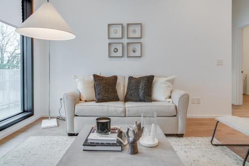 Apartamento Illume - 2-unit Gulch View Basecamp - Luxe Pool Condo