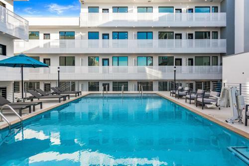 Apartamento Illume - 2-unit Gulch View Basecamp - Luxe Pool Condo