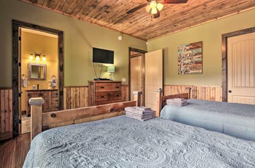 Expansive Norris Lake Cabin With Decks And Dock!