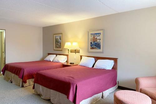 Hotel Paris Inn & Suites