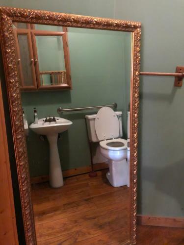 Apartamento Smokies Bed And Breakfast - Evergreen Cottage Inn