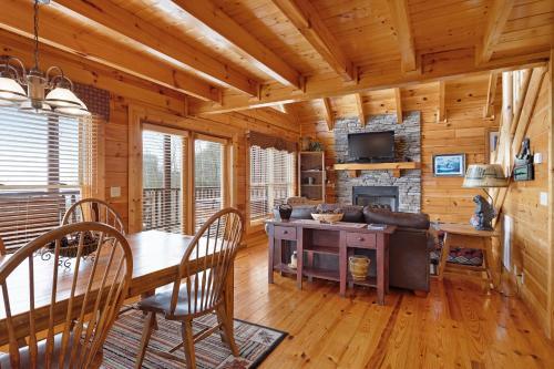 Dancing Bear Lodge