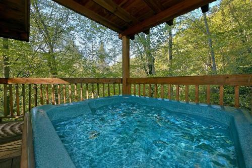 Whispering Waters #208 By Aunt Bug's Cabin Rentals