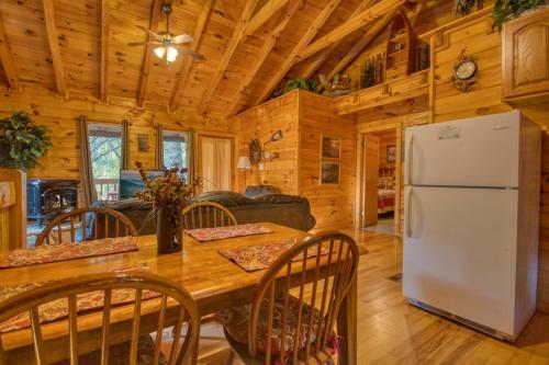 Whispering Waters #208 By Aunt Bug's Cabin Rentals
