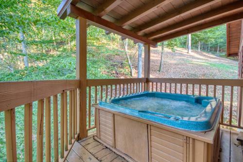 Whispering Waters #208 By Aunt Bug's Cabin Rentals