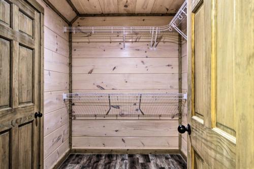 Modern Cabin With Hot Tub Explore Pigeon Forge