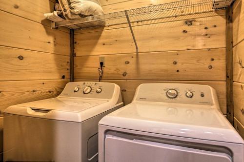 Modern Cabin With Hot Tub Explore Pigeon Forge