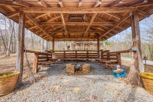 Rustic Serenity Cabin