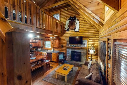 Pigeon Forge Perch