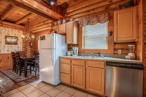 Great Wolf Cabin In Pigeon Forge!