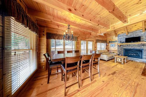 Boulder Bear Lodge