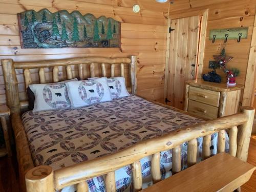 5 O' Clock Somewhere Cabin