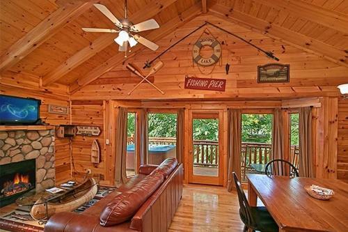 Skinny Dippin Cabin