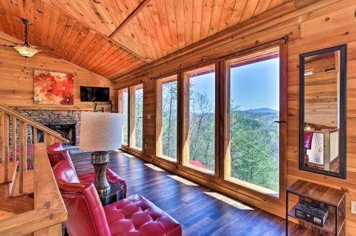 Secluded And Private Smoky Mtn-view Cabin With Fire Pit