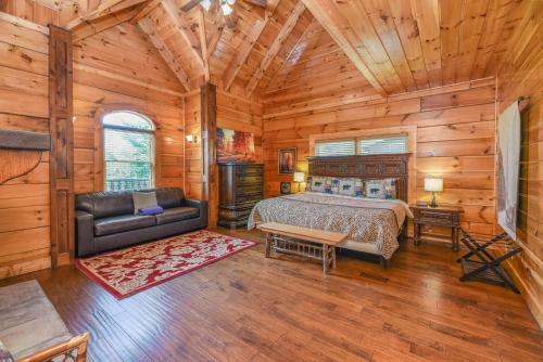 Smokystays 6 Bedroom Cabin