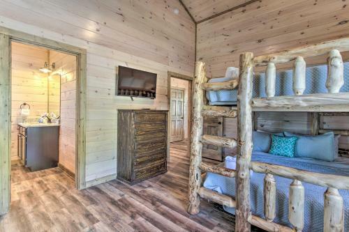 Madison Bear Garden With Hot Tub And Pool Access