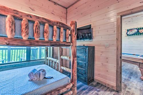 Madison Bear Garden With Hot Tub And Pool Access
