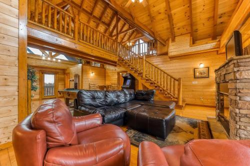 Mountain Theatre Lodge