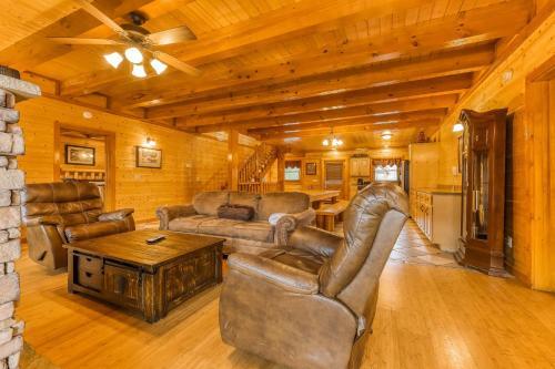 Mountain Theatre Lodge