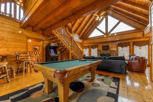 Mountain Theatre Lodge