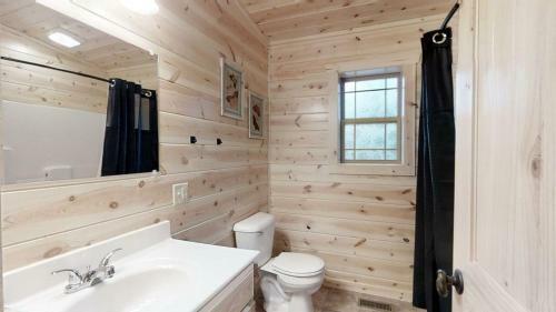 Fox's Den Cabin