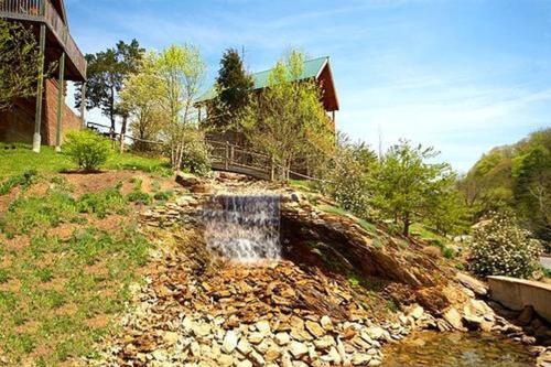 Soaring Eagle Cabin