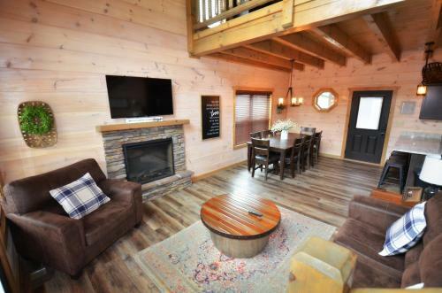 Suite Retreat Near Dollywood