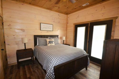 Suite Retreat Near Dollywood