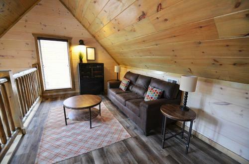 Suite Retreat Near Dollywood