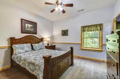 Smoky Mountain Escape Cabin