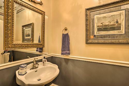 Historic Cedar Hill Mansion With Pool And Patio On Farm
