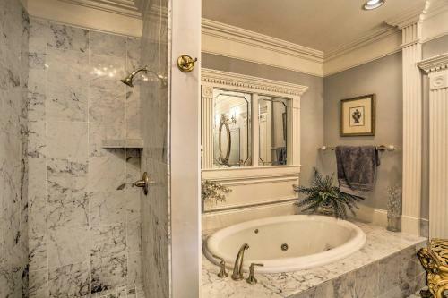 Historic Cedar Hill Mansion With Pool And Patio On Farm