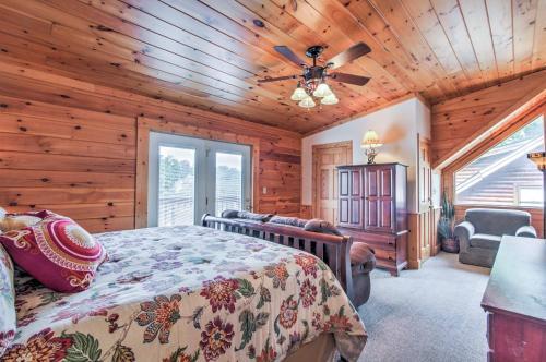 Easy Life Pigeon Forge Home With Views And Hot Tub!