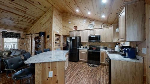 Moonlight Woods Cabin