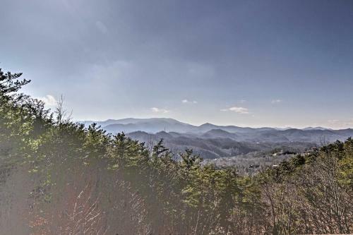 Sevierville Home With Hot Tub - 5 Min To Pigeon Forge