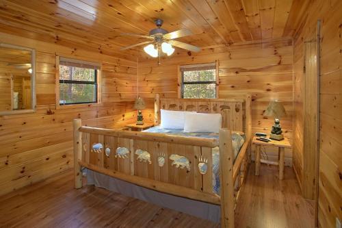 Bear Splash #409 By Aunt Bug's Cabin Rentals