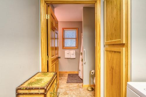 Ruby's Cliffside #125 By Aunt Bug's Cabin Rentals