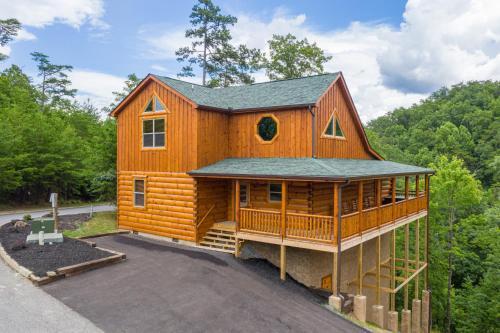 Mountain Bearadise Cabin