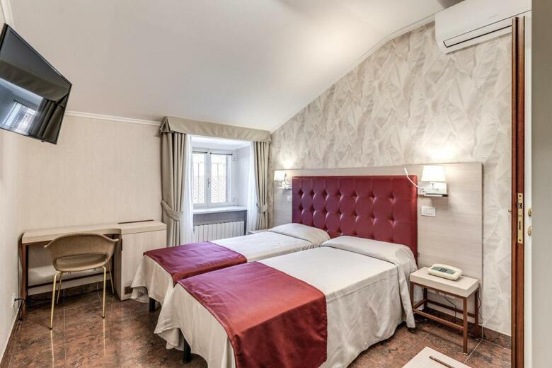 Milo Hotel