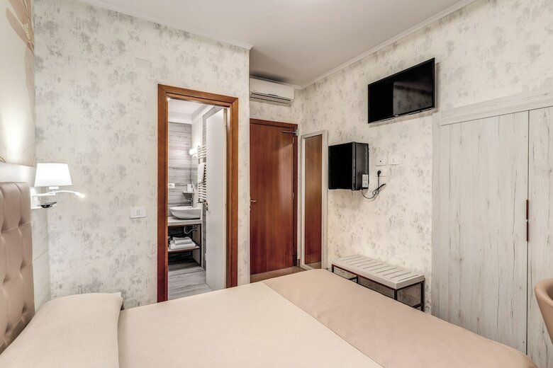 Milo Hotel